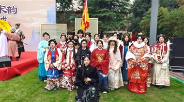 汉服社团参加山东（济南）第四届汉服文化旅游节