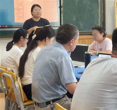 智慧空间设计学院2025-2026学年第一学期初教研会顺利举行