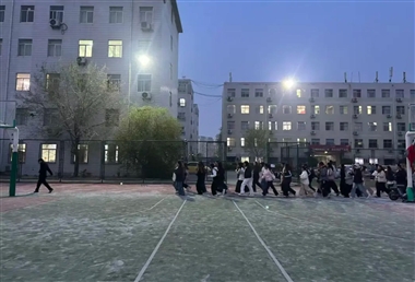 美术学院开展校园运动活动